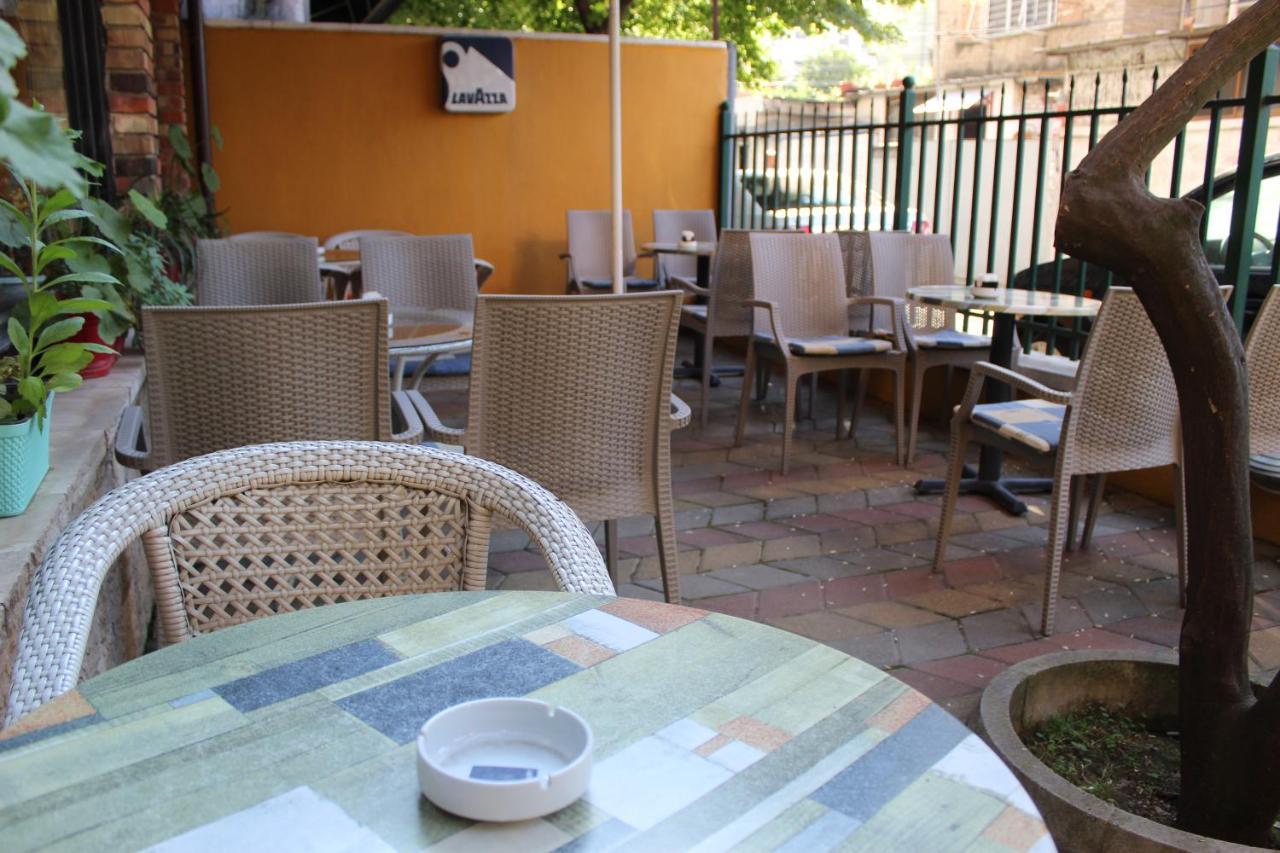 Hotel Vila 15 Tirana Zewnętrze zdjęcie
