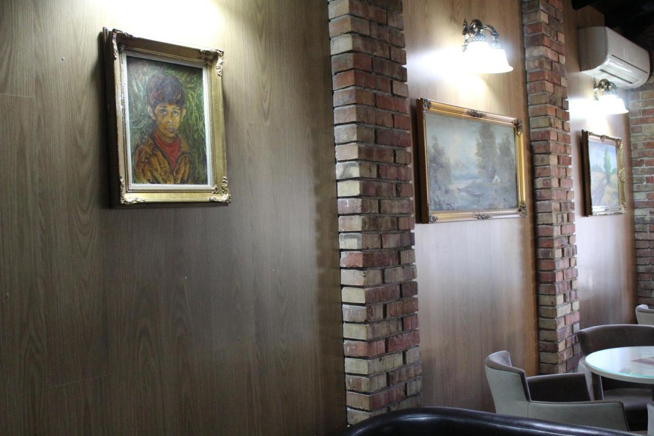 Hotel Vila 15 Tirana Zewnętrze zdjęcie