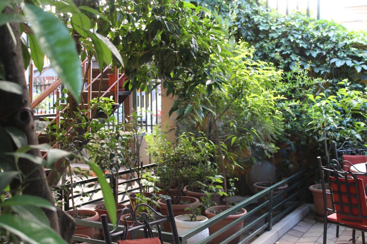Hotel Vila 15 Tirana Zewnętrze zdjęcie